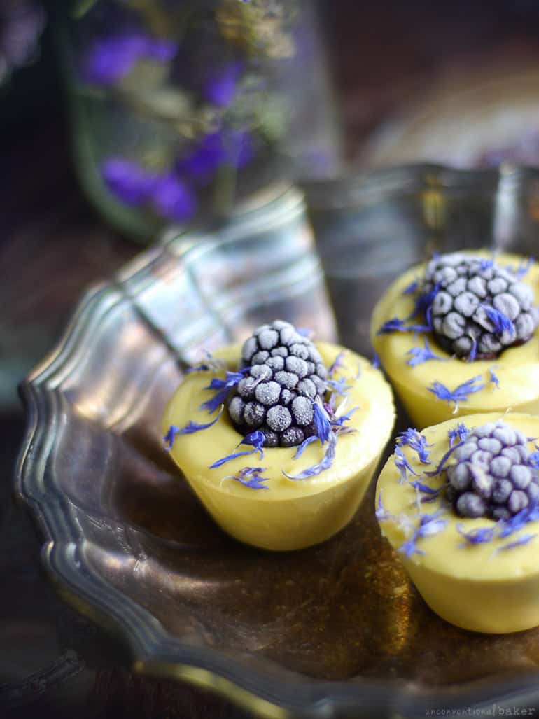 raw-blackberry-lemon-cheesecake-bites raw-blackberry-lemon-cheesecake-bites